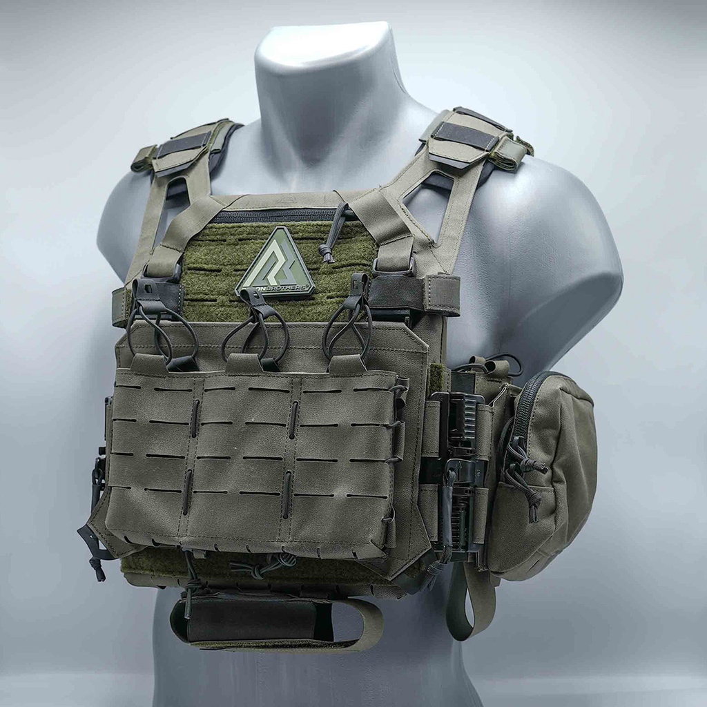 ReconBrothers® Direct Action® Fighter Plate Carrier Setup V1 Ranger Green - Front