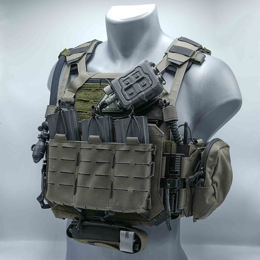 Direct Action　BEARCAT プレートキャリア Direct Action BEARCAT ULTRALIGHT PLATE CARRIER | REALMENT